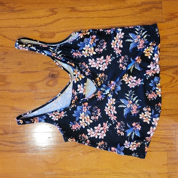 American Eagle tank Size Small - Picture 4 of 8